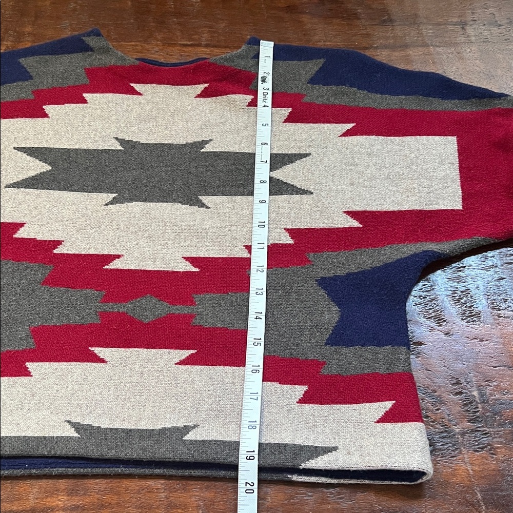 THML Aztec Tribal Top Blanket Shirt Sweater Cropped Multicolor Size S (EUC) - Picture 10 of 10